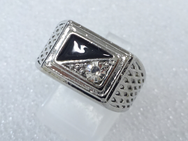 Japanese Kimono / Antique Accessories Metal